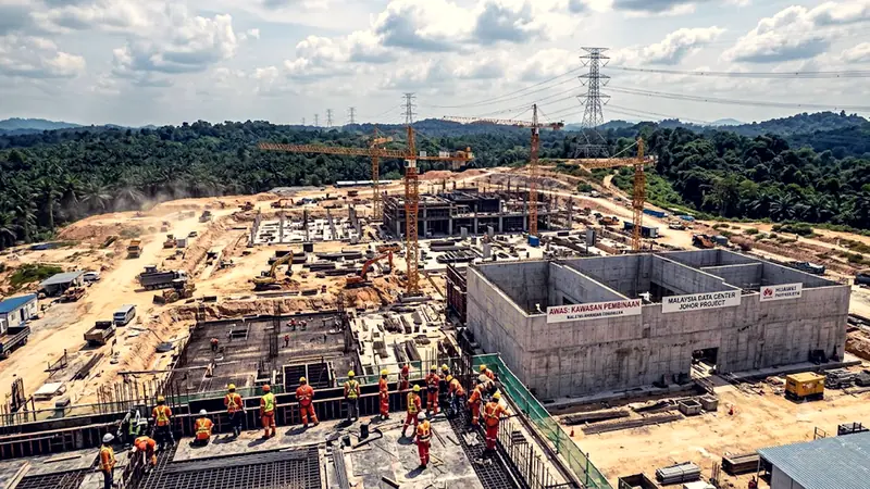 Southeast Asia's Tech Infrastructure Boom: Investments Su... - Foto 3