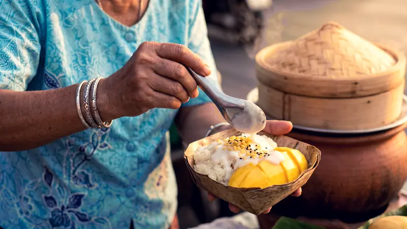 Mango Sticky Rice: History, Secrets and Recipe of the Thai Dessert