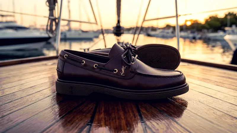 Nike Homescape Woven, Song for the Mute and Saint Laurent... - Foto 4