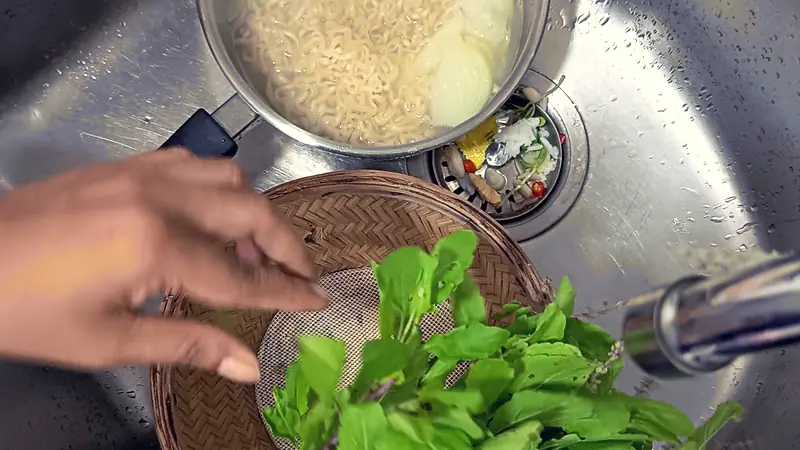 Pad Kra Pao: the authentic recipe for Thai holy basil chi... - Foto 2