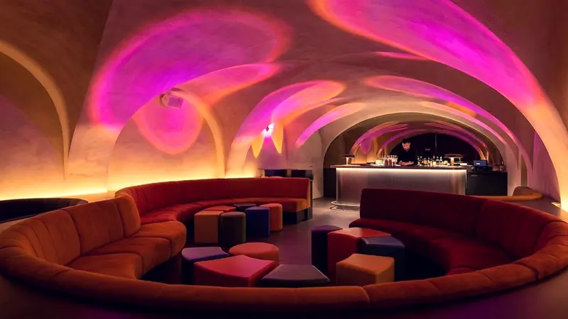 Architectural Reconversion 2026: Five Projects Rewriting ... - Foto 2